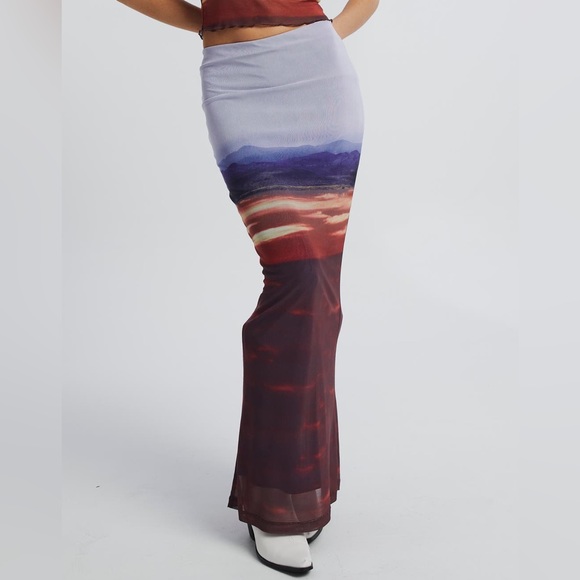 Glassons Skirts Nwt Glassons Print Mesh Maxi Skirt In Firey Skies